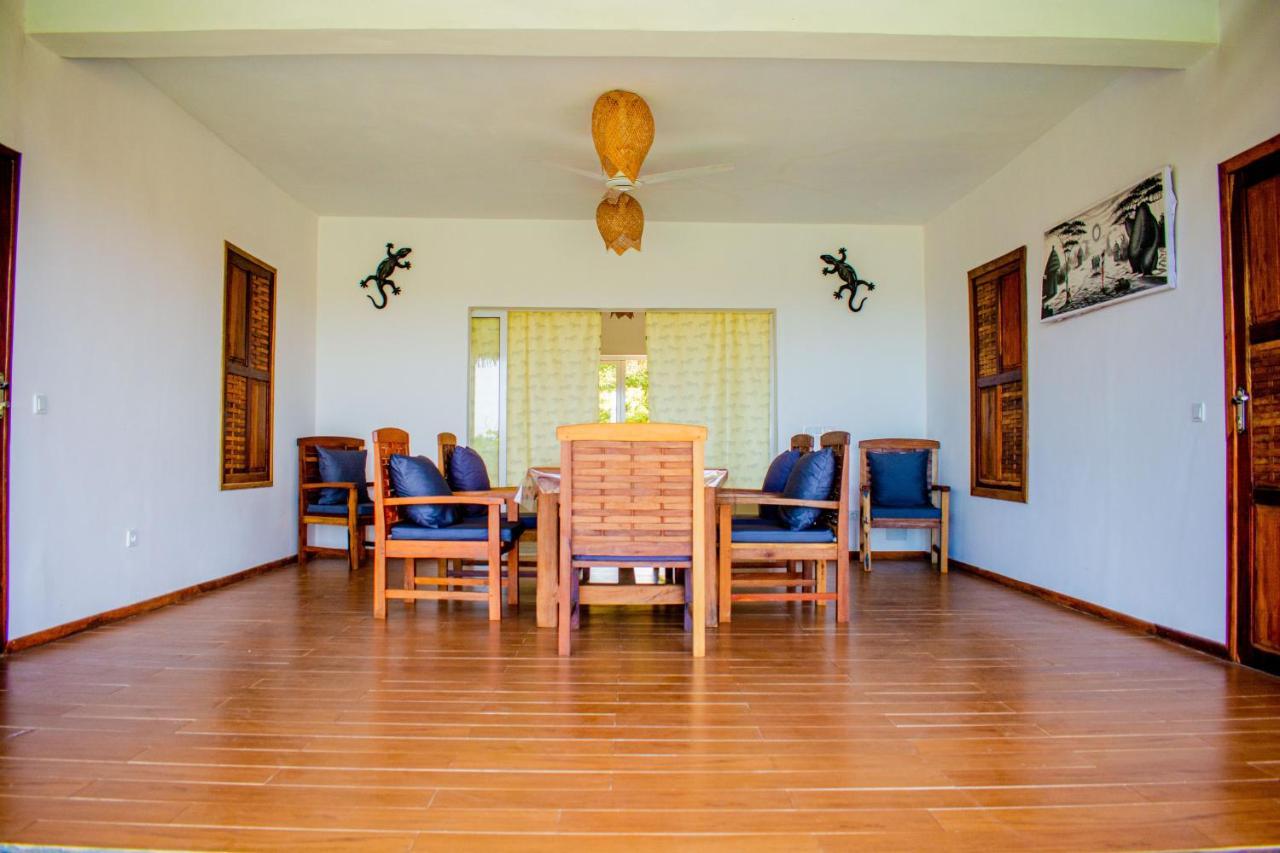 Tiako Villas Ambondrona  Bagian luar foto